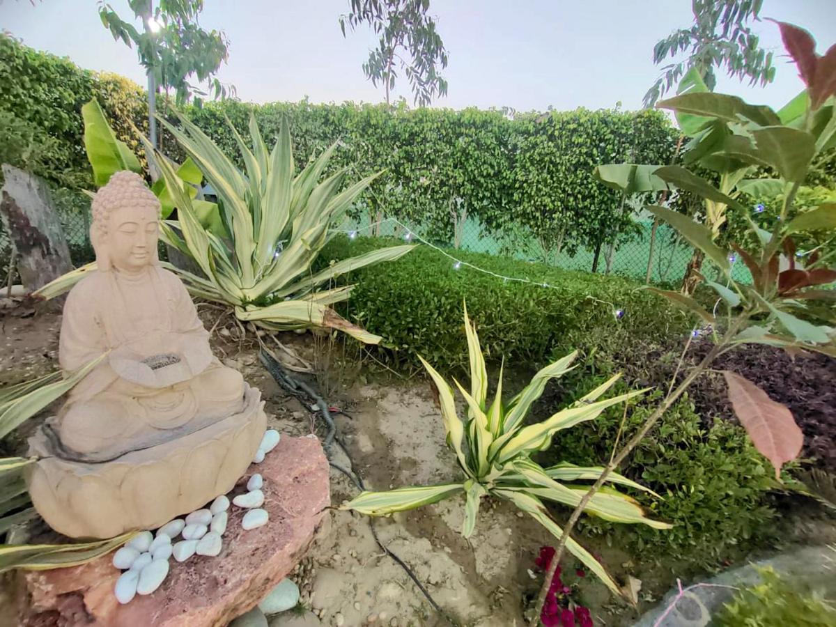 Shaw Estate-Farm House For A Small Parties-Jp Farm Greater Noida Extérieur photo